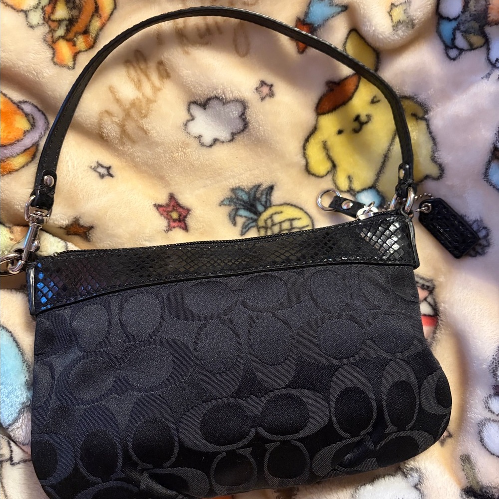 Gorgeous Y2K Coach signature monogram wristlet mini bag black canvas Pouchette - Picture 9 of 11